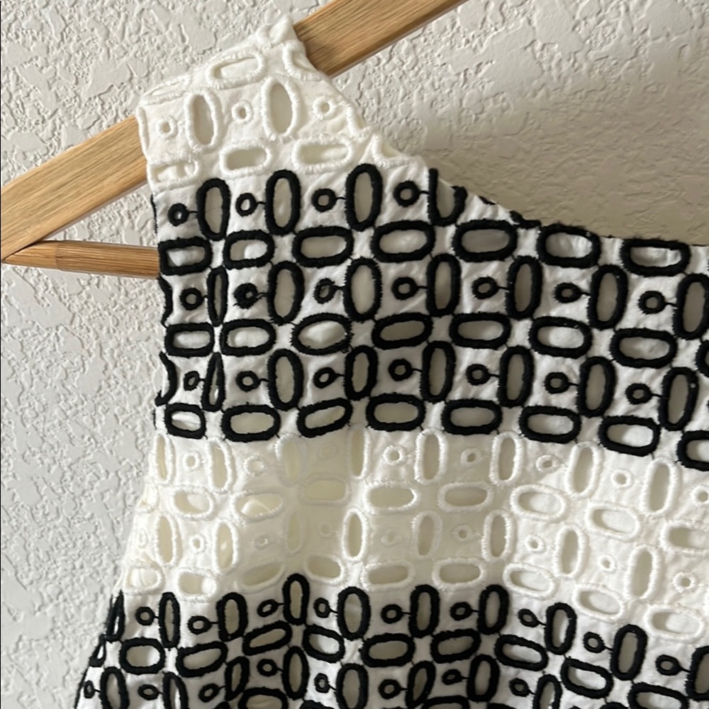 Black and White Patterned Two-Piece Set - Picture 4 of 12